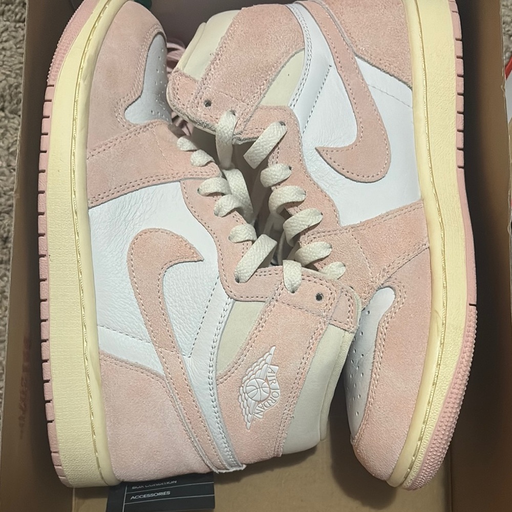 Jordan Women's Sneakers in Pink and White